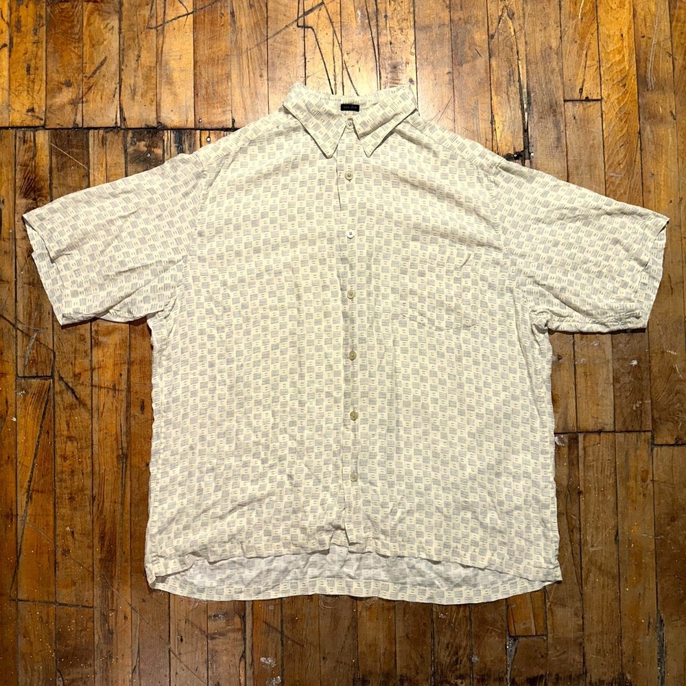 Claiborne Shirt Mens XL Yellow Grometric Short Sleeve Chest Pocket Button Front